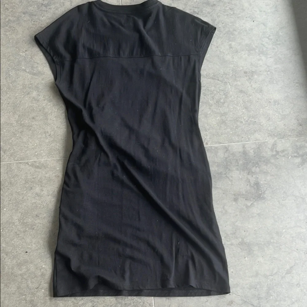 gap shirt